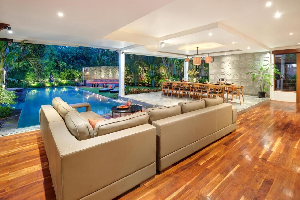 You Think You Know Canggu - Think Again! Stunning Large Luxxe 7Bed Villa ภายนอก รูปภาพ